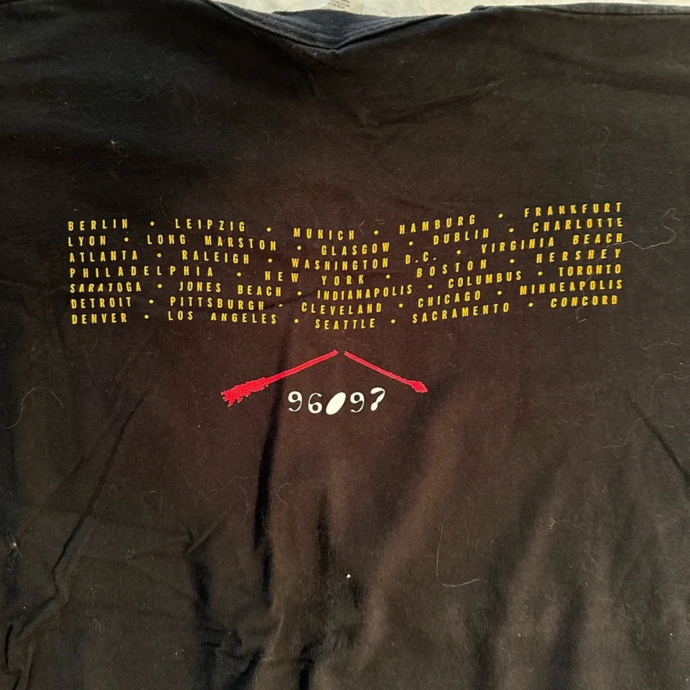 Neil Young w Crazy Horse 96-97 tour tee. Men’s size XXL. Never worn. - Picture 2 of 4